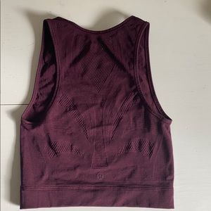 Lululemon crop top